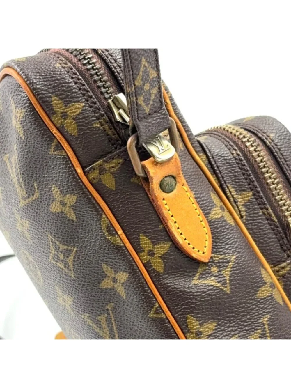 Louis Vuitton Amazon Monogram Leather Brown Light Shoulder Bag Gold